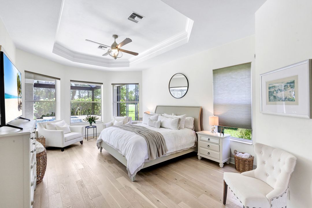 8028 Tiger Lily Dr, Naples, FL 34113