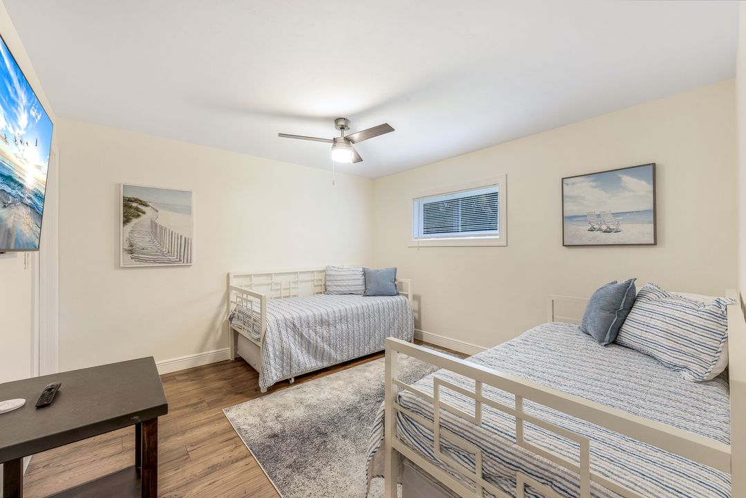 6890 Hendry Creek Dr, Fort Myers, FL 33908