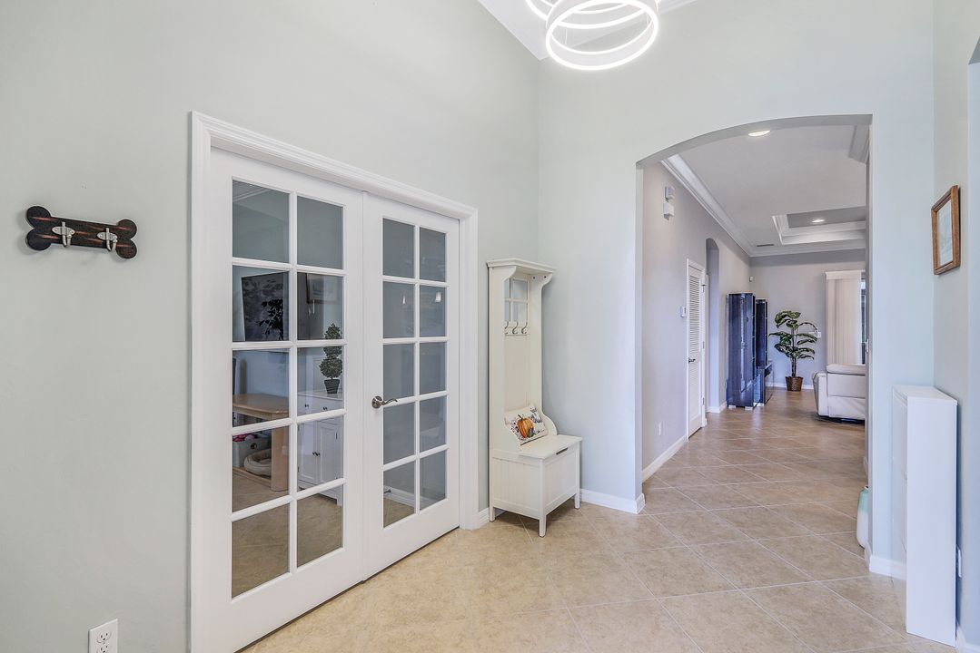 8666 Sumner Ave, Fort Myers, FL 33908