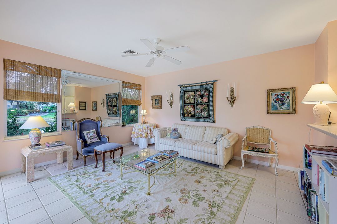1082 Jardin Dr, Naples, FL 34104