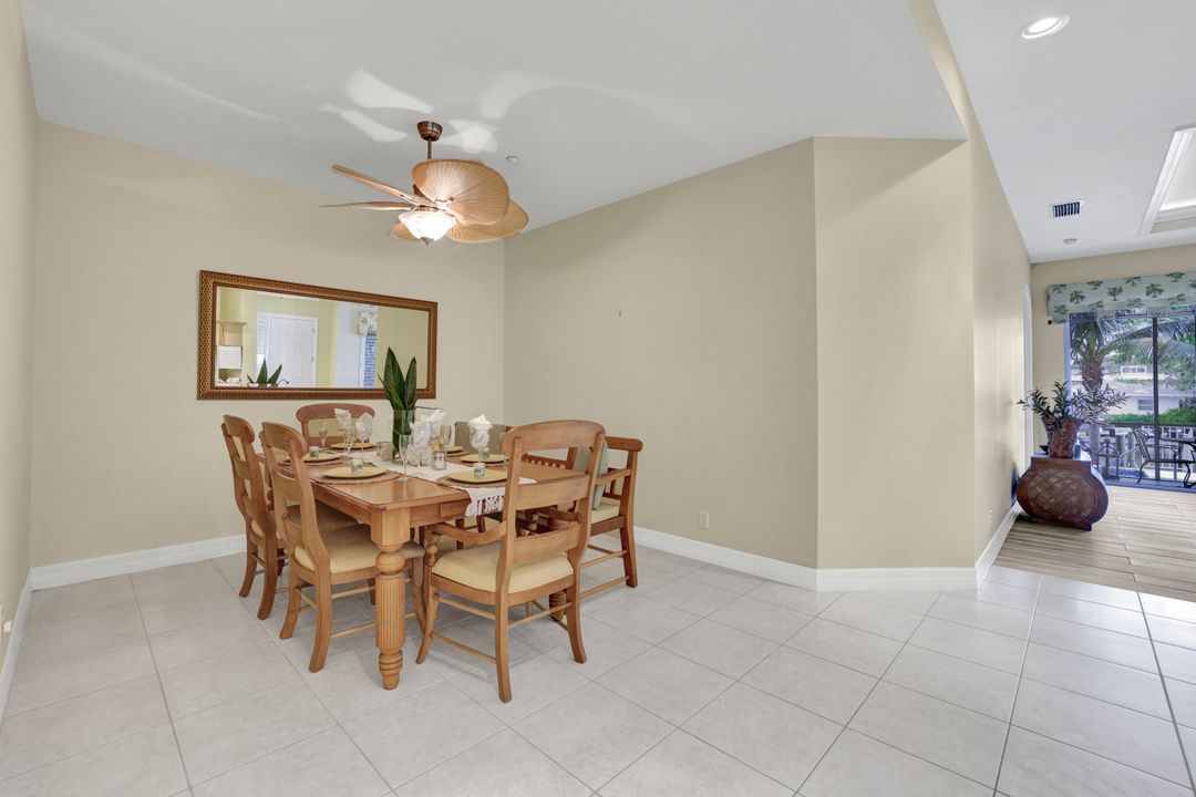 1485 Chesapeake Ave, Naples, FL 34102