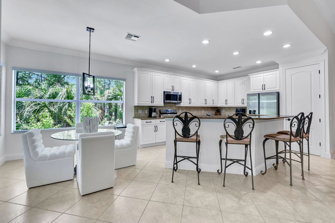 28492 Altessa Way #202, Bonita Springs, FL 34135