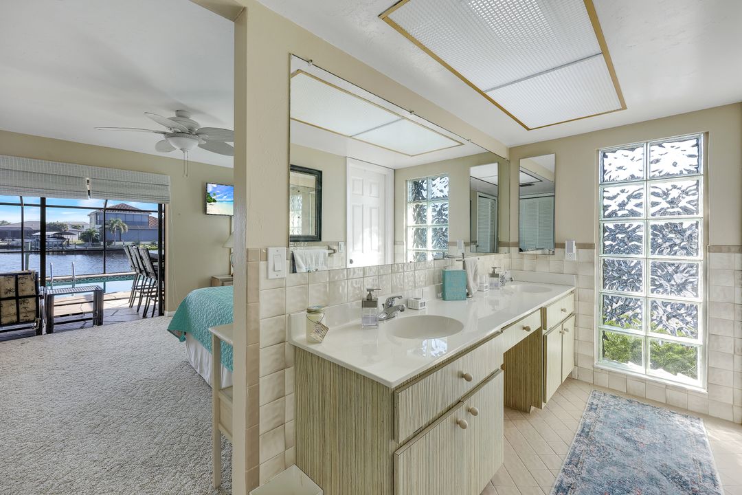 101 SW 50th St, Cape Coral, FL 33914