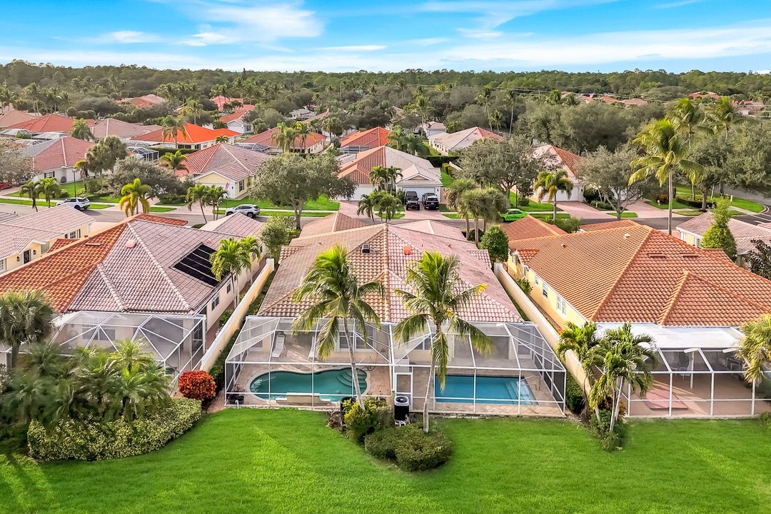 5058 Kingston Way, Naples, FL 34119