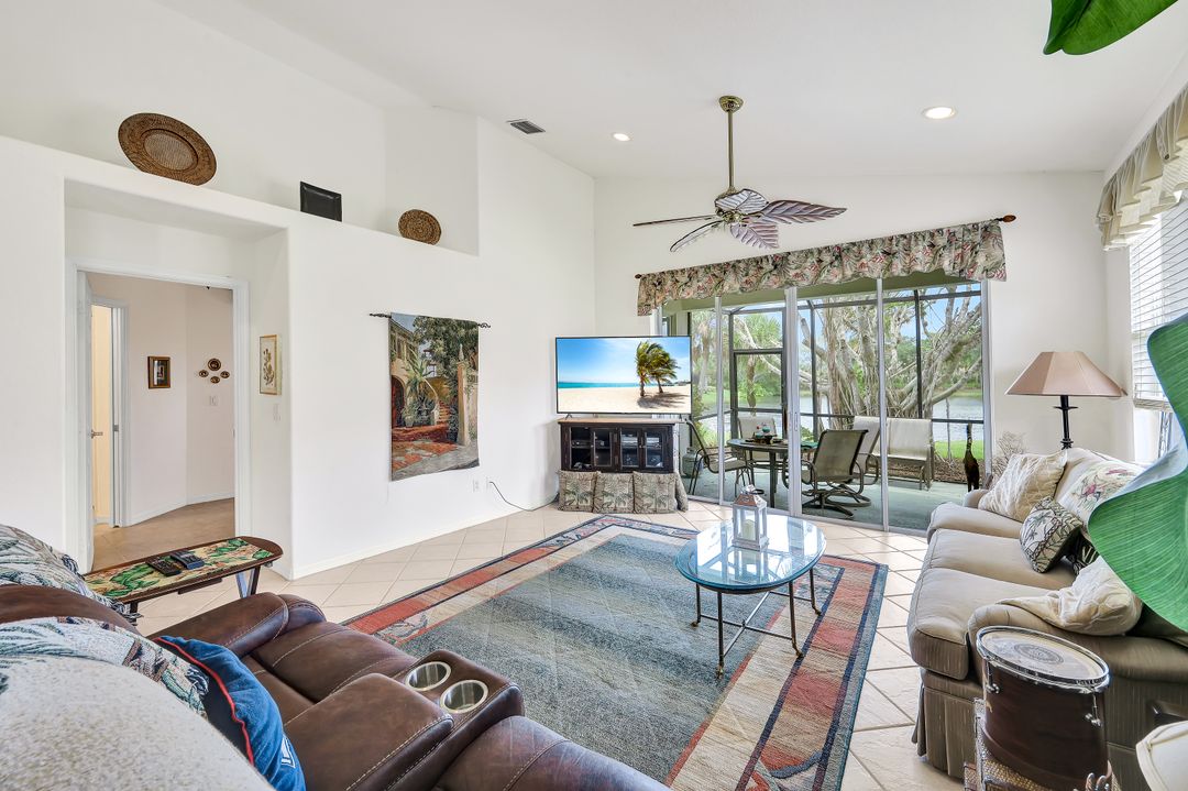 8454 Bent Creek Way, Naples, FL 34114