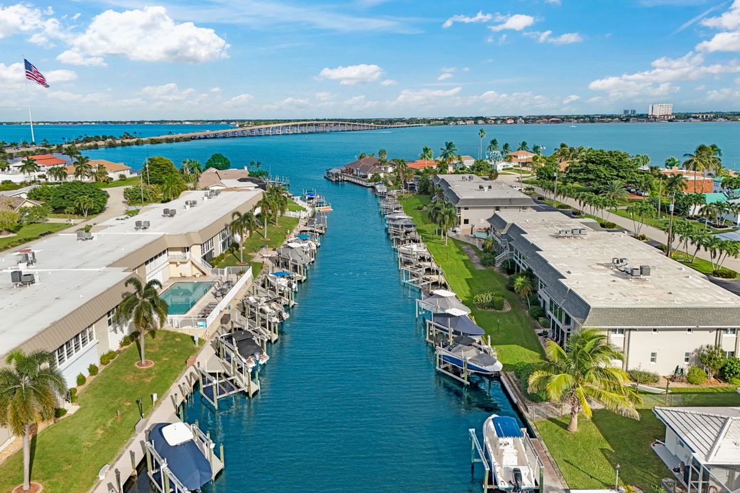 1665 Edith Esplanade #104, Cape Coral, FL 33904