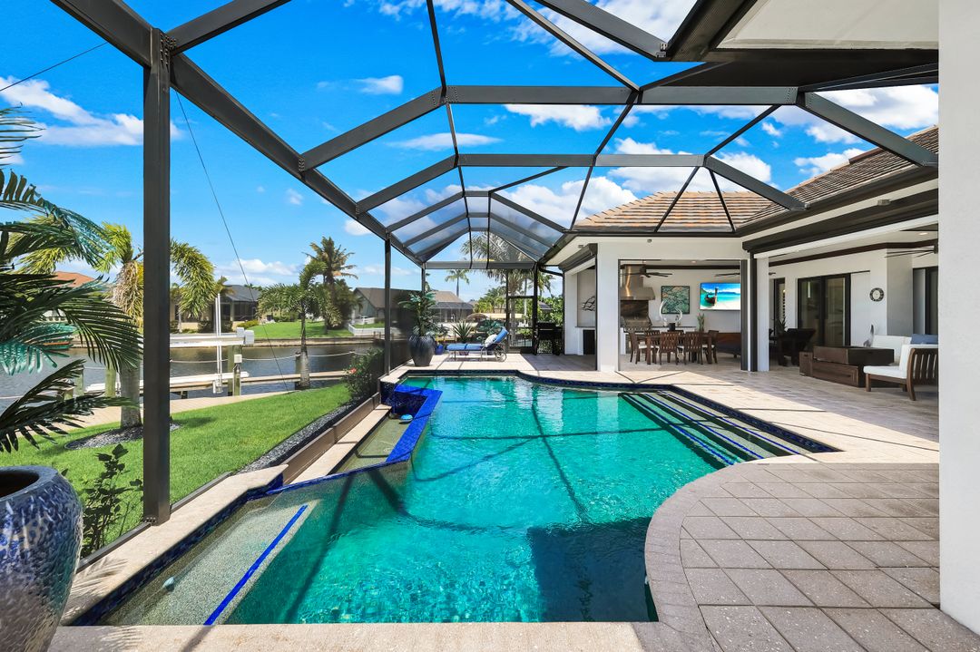 128 NW 39th Ave, Cape Coral, FL 33993