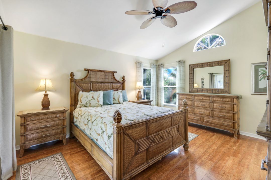 21580 Indian Bayou Dr, Fort Myers Beach, FL 33931