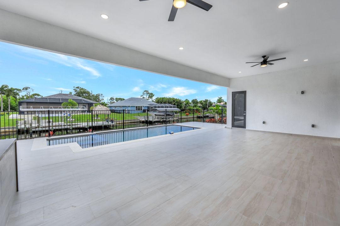 2596 Surfside Blvd, Cape Coral, FL 33914