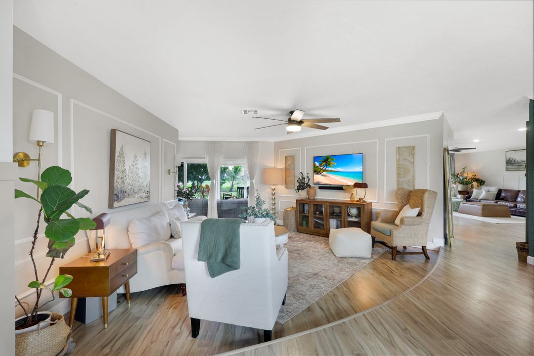 391 Torrey Pines Point, Naples, FL 34113