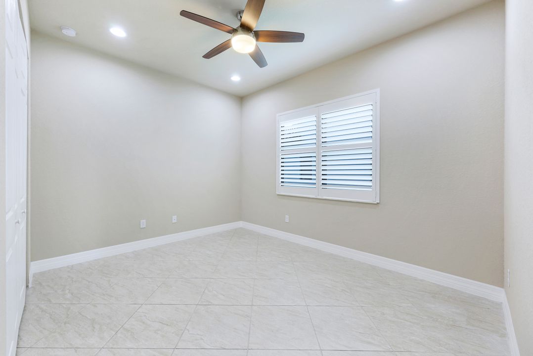 11532 Stonecreek Cir, Fort Myers, FL 33913