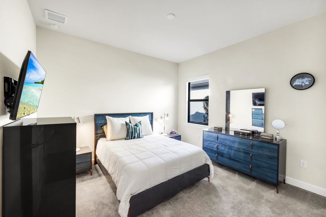 19696 Aqua View Ln, Fort Myers, FL 33913