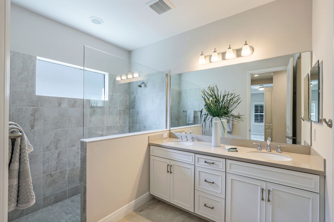 19799 Coconut Harbor Cir, Fort Myers, FL 33908