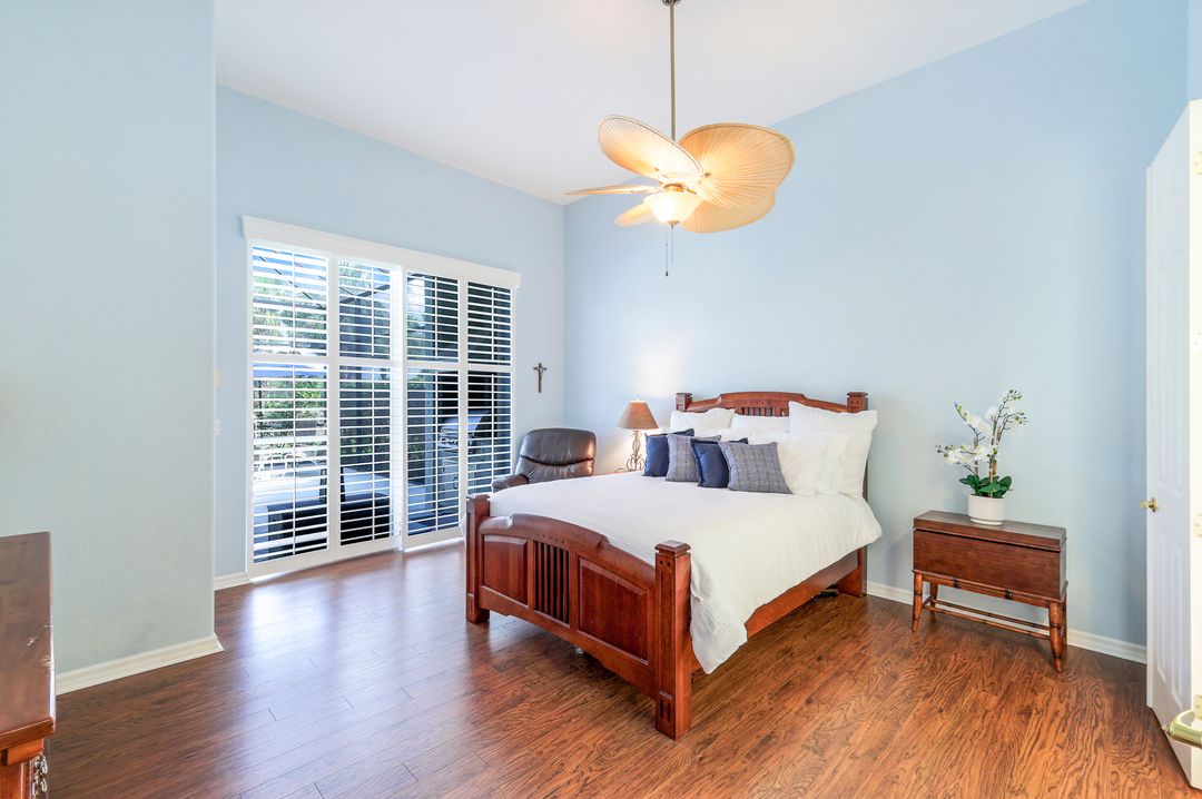 10049 St Moritz Dr, Miromar Lakes, FL 33913