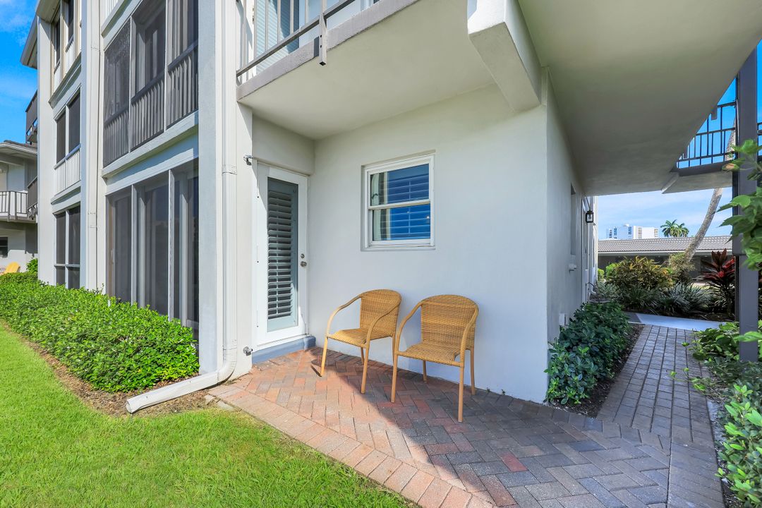 3400 Gulf Shore Blvd N #B2, Naples, FL 34103
