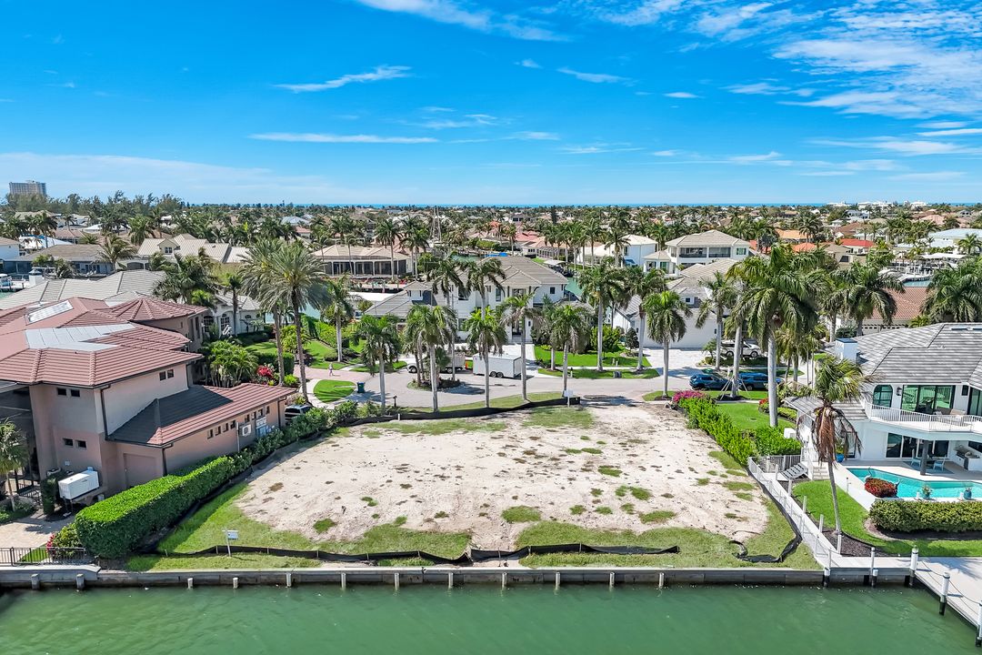 740 Rockport Ct, Marco Island, FL 34145