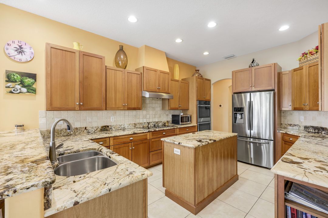 2531 SW 27th Ave, Cape Coral, FL 33914