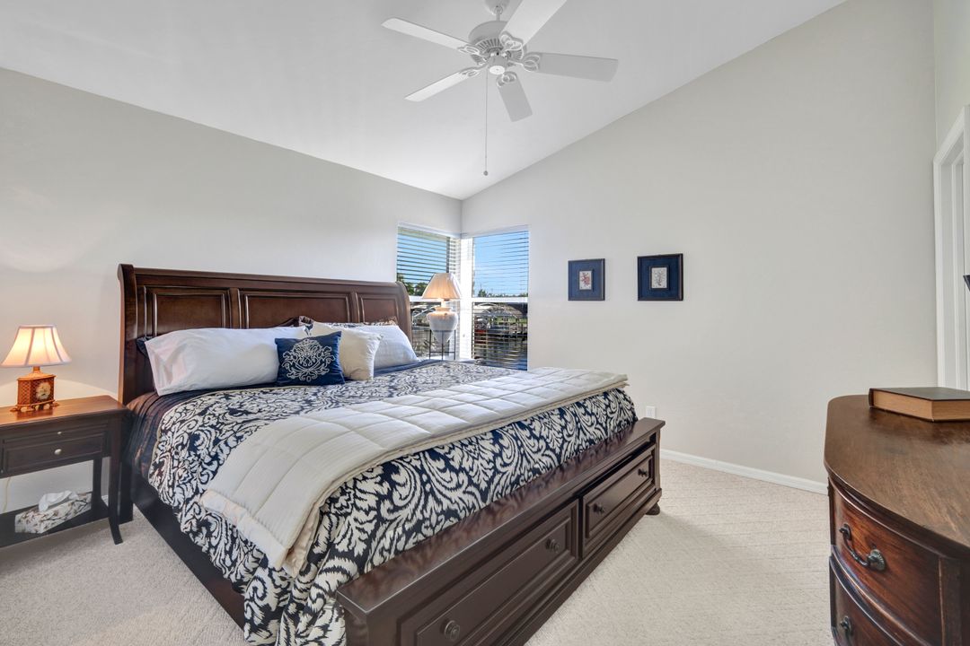 610 Archer Pkwy W, Cape Coral, FL 33904