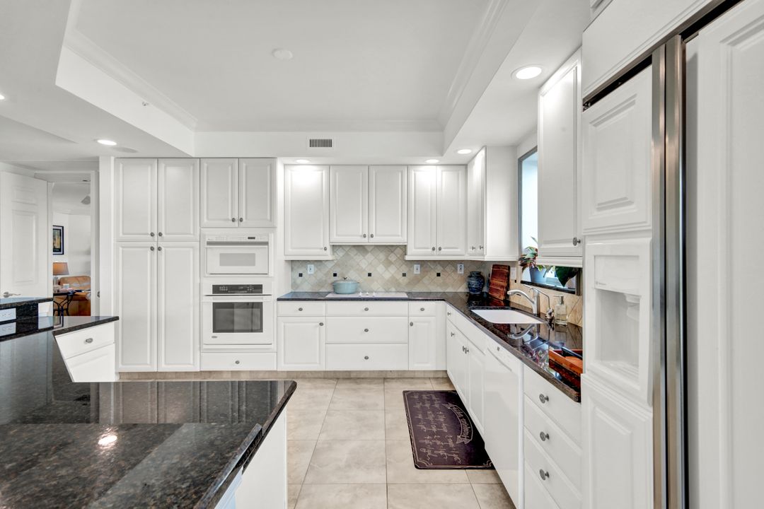295 Grande  Way  #306, Naples, FL 34110