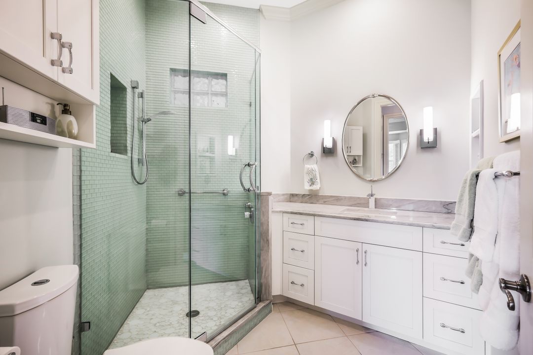 755 Bentwater Cir #201, Naples, FL 34108