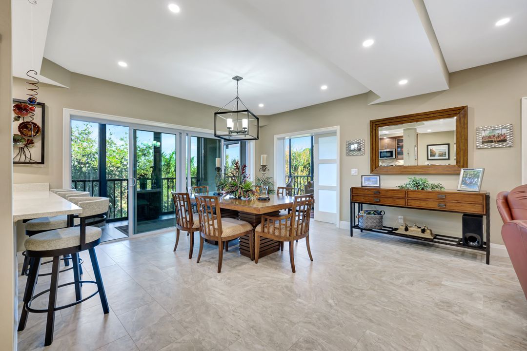 6820 Pelican Bay Blvd #133, Naples, FL 34108