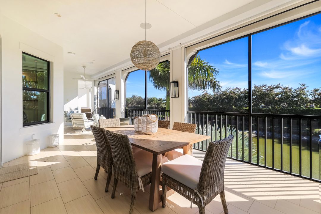 16320 Corsica Way #202, Naples, FL 34110