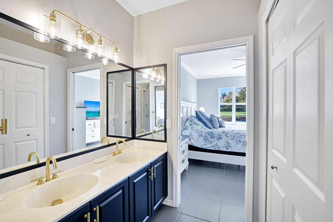 5967 Sand Wedge Ln #104, Naples, FL 34110