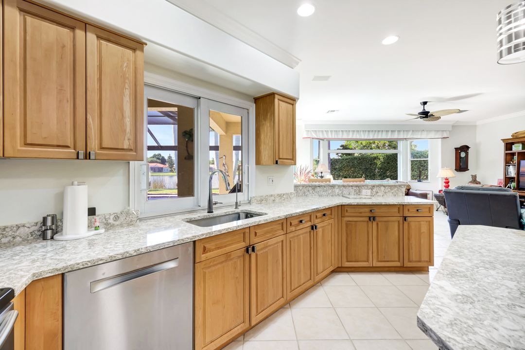 9471 Cedar Creek Dr, Bonita Springs, FL 34135