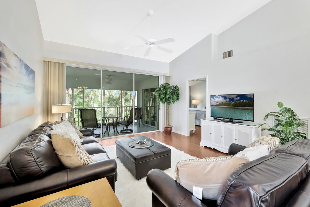 743 Wiggins Lake Dr #201, Naples, FL 34110