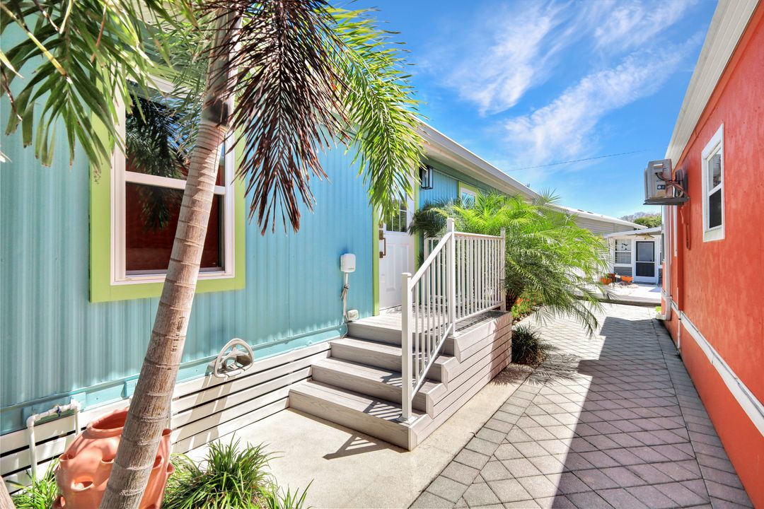 414 Papaya St #53, Goodland, FL 34140