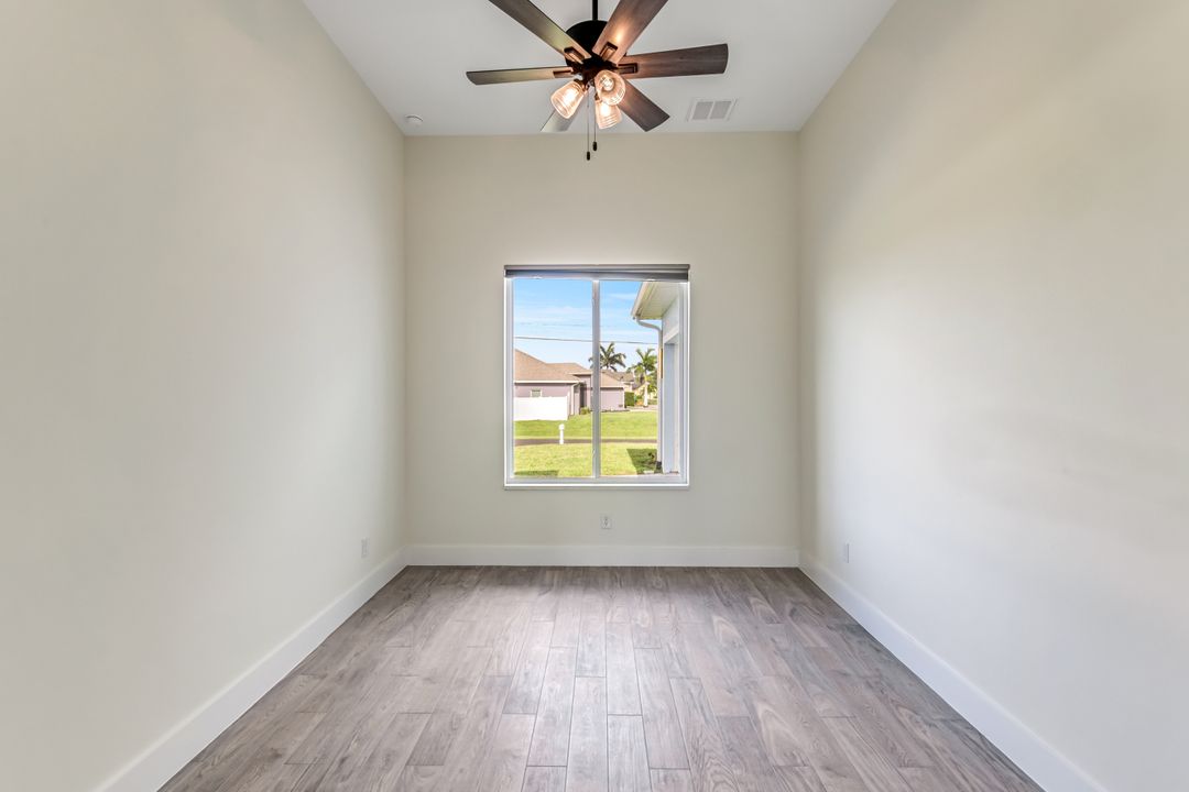3445 NE 21st Ave, Cape Coral, FL 33909