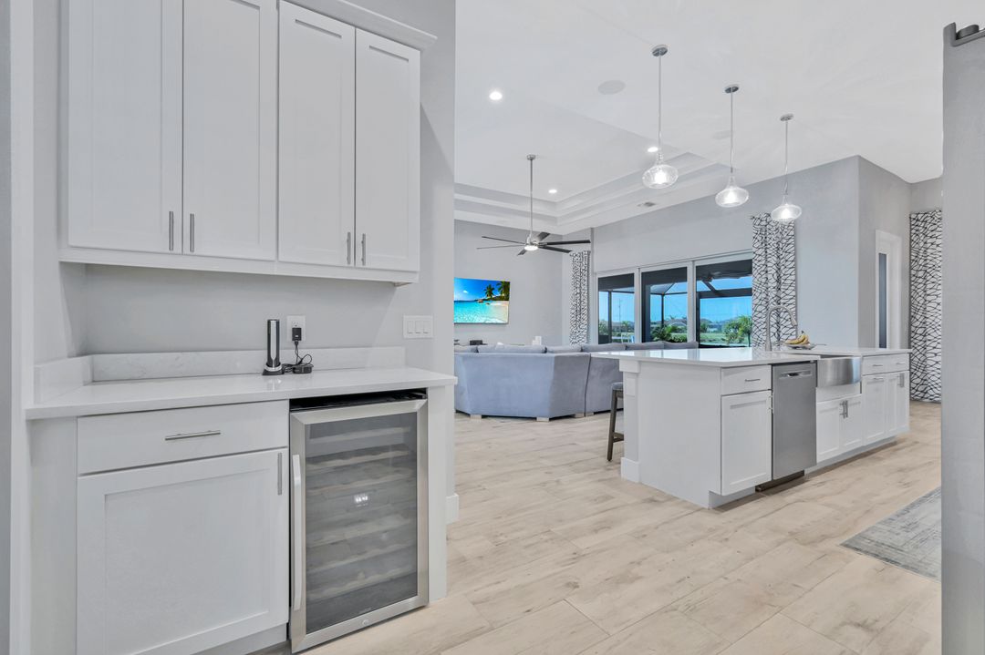 718 NW 36th Ave, Cape Coral, FL 33993