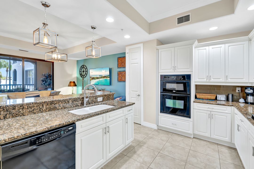 10721 Mirasol Dr #205, Miromar Lakes, FL 33913