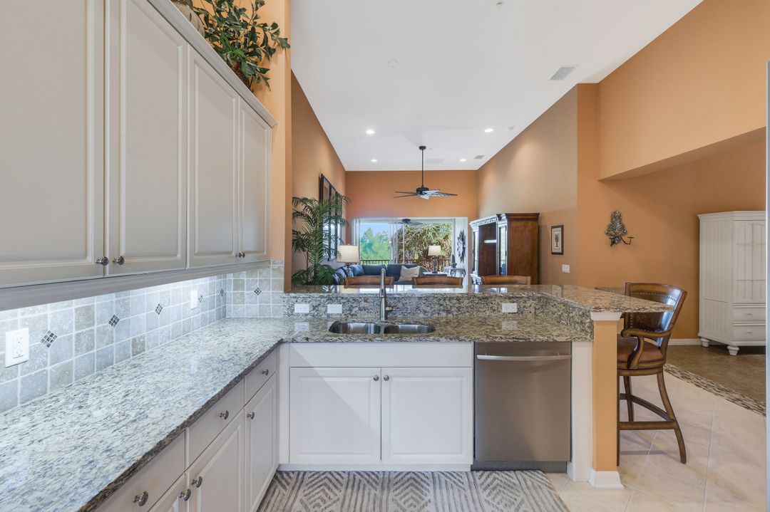 14537 Abaco Lakes Dr #202, Fort Myers, FL 33908