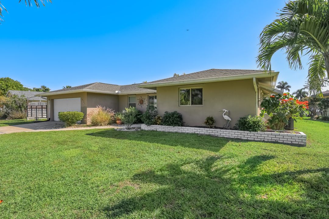 4305 SE 1st Ave, Cape Coral, FL 33904