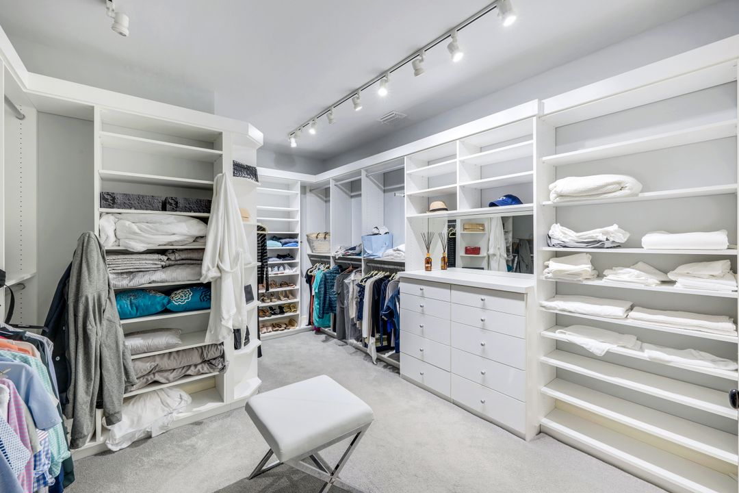 169 Conners Ave, Naples, FL 34108