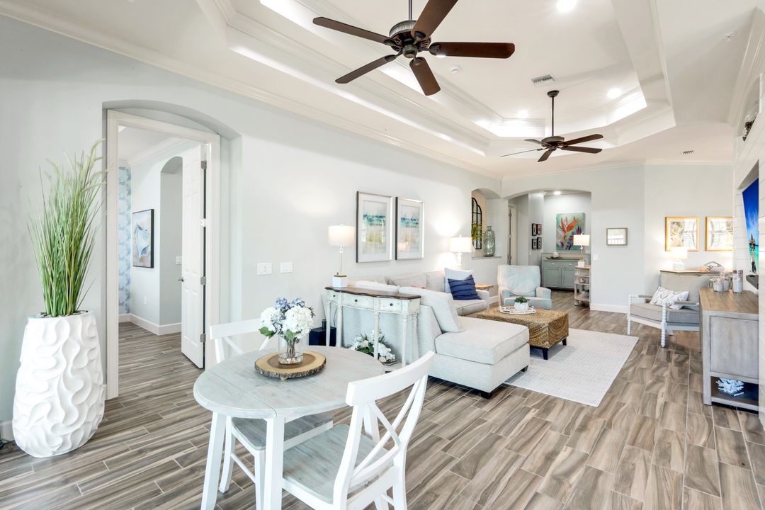 8839 Nautical Landing Cir #201, Naples, FL 34120