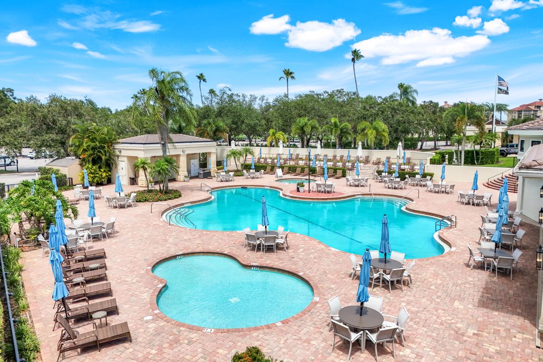 1123 Augusta Falls Way, Naples, FL 34119