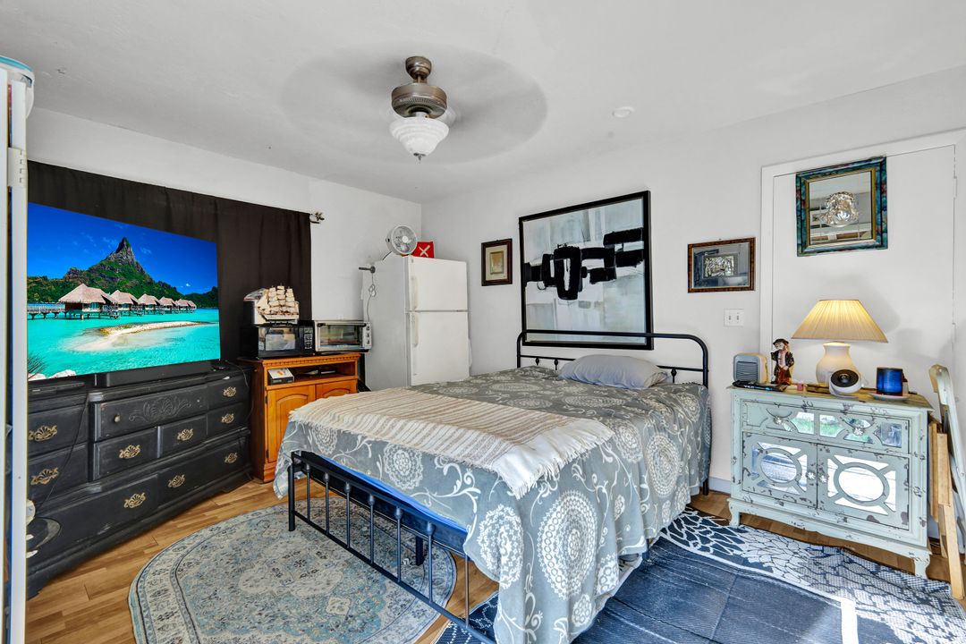 225 Cape Coral Pkwy E, Cape Coral, FL 33904
