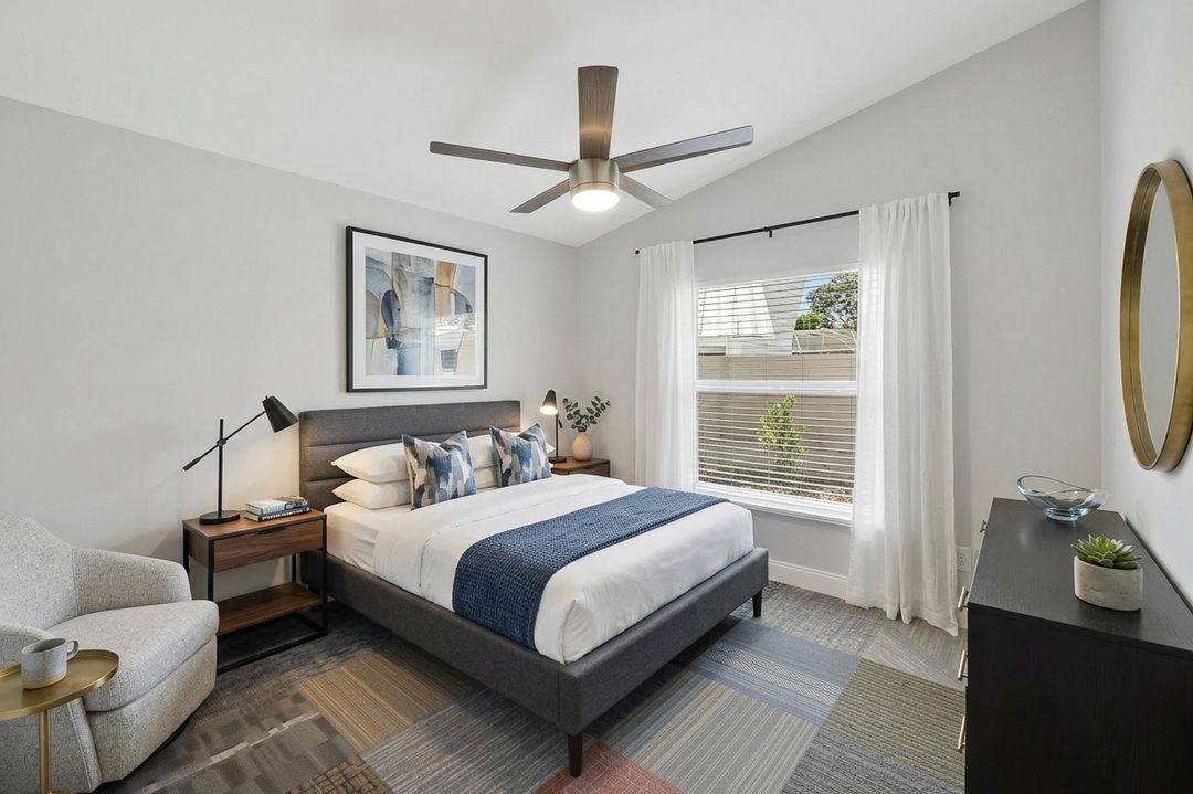 11054 Linnet Ln, Naples, FL 34119