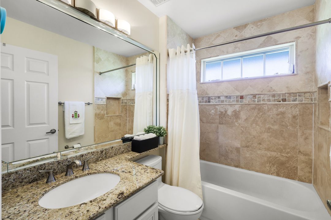 2385 Harmony Ln #204, Naples, FL 34109