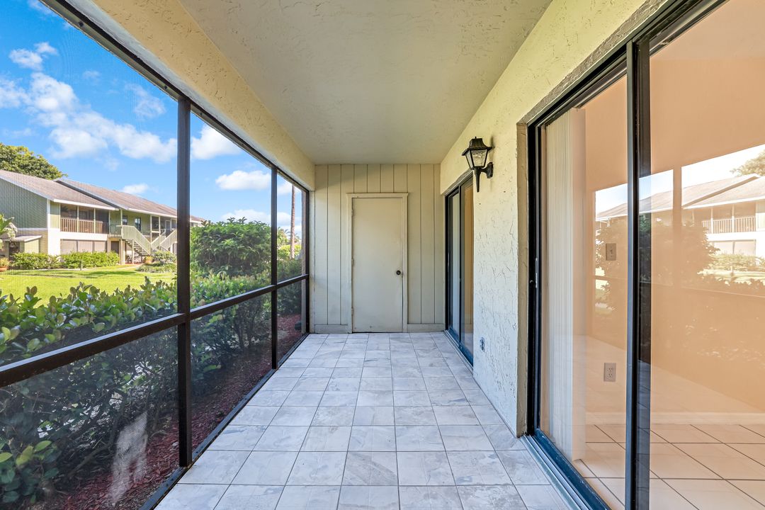 5501 Rattlesnake Hammock Rd #109, Naples, FL 34113