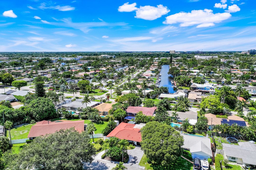 5779 NE 17th Ave, Fort Lauderdale, FL 33334