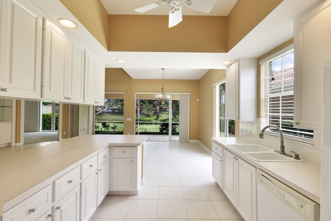 14850 Donatello Ct, Bonita Springs, FL 34135