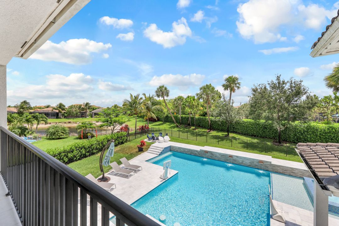 4138 Aspen Chase Dr, Naples, FL 34119