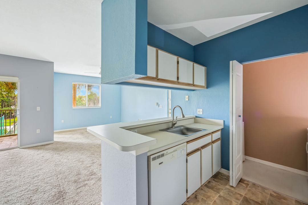 6300 Aragon Way #203 Fort Myers, FL 33966