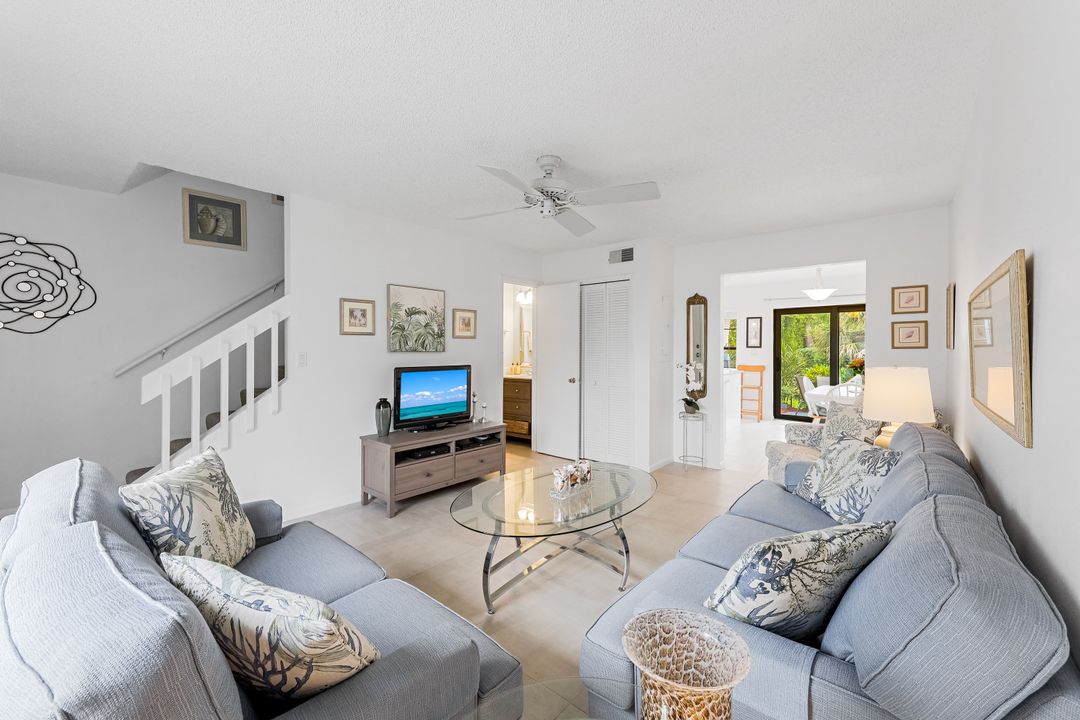 102 Marco Villas Dr #S-7, Marco Island, FL 34145