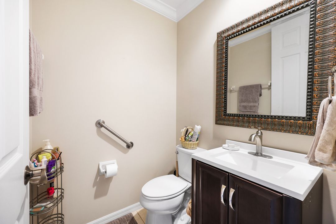 8493 Laurel Lakes Blvd, Naples, FL 34119