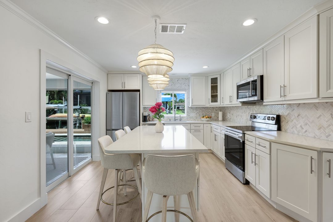 27098 Harbor Dr, Bonita Springs, FL 34135