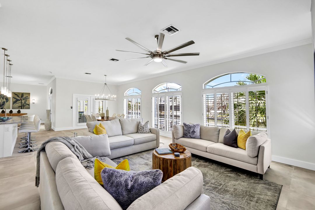 449 Heron Ave, Naples, FL 34108